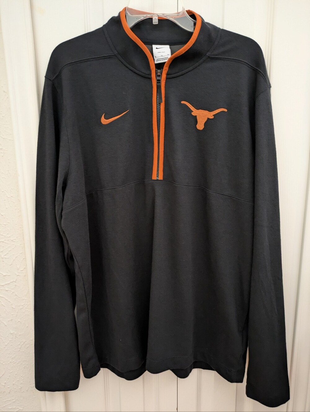 University Of Texas Longhorns Nike Men's Nike Black Texas Longhorns Quarter zip